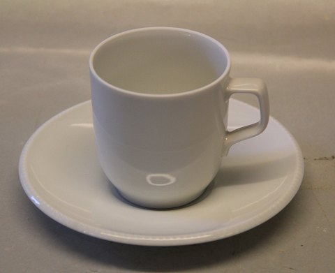 Bernadotte B&G White form 674 102 Coffee Cup 7 x 6.7 cm  and saucer 14 cm 1.25 dl (305)