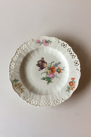 Royal Copenhagen Saksisk Blomst Middags-/Frugttallerken i luksusmodel med gennembrudt kant.