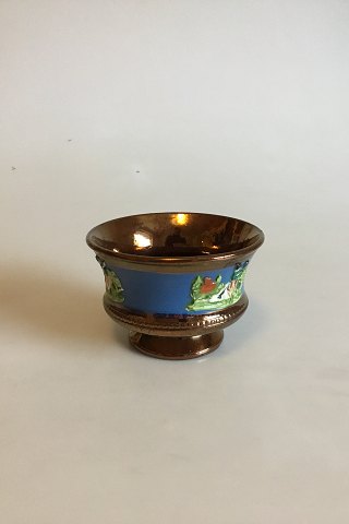 Engelsk kobber lustre sukker skål med farverigt relief. KeramikSlutn. af 1800-tallet.