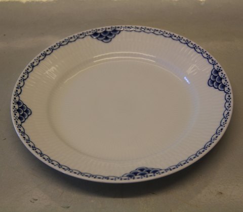 620-111 Side Plate 19 cm  (1017270) Princesse Royal Copenhagen Princess blue #111