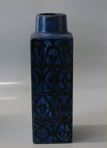 Aluminia Copenhagen Faience Blue Baca Nils Thorsson RC Faience 704-3455 Dark Blue Square Vase 19 x 6 cm. Baca. Nils Thorsson