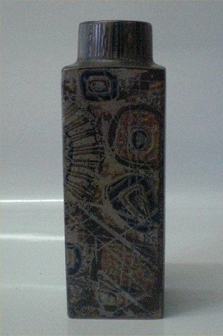 Aluminia Baca kunstfajance 870-3259 Brun Firkantet Vase 22,5 cm Nils Thorsson Baca 1963