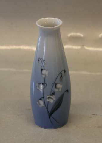 B&G Porcelain B&G 57-126 White Lilly vase 13.5 cm Convalla