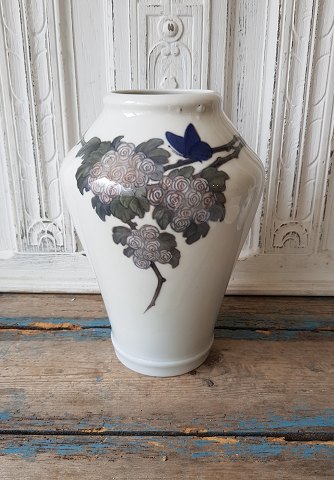 Royal Copenhagen large Art Nouveau vase no. 2020/1907 - 29 cm.
