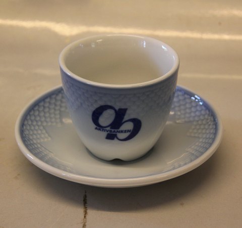 Hotelporcelæn med Logo 1022 Kaffekop 6,5 cm (744) Logo: Aktiv banken AB Bing & Grøndahl  Blå tone eller musling