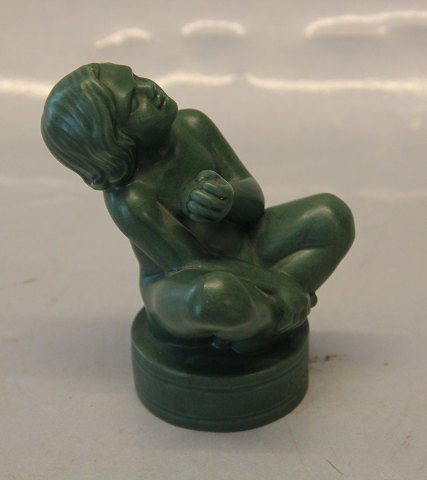Jadegrøn Keramik fra P. Ipsens Enke Kgl. Hof. Terracottafabrik 865 EVA Axel Sørensen 12 cm