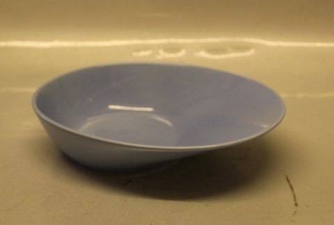 Ursula - det originale fra Royal Copenhagen  fajance 577 Lyseblå, lille serveringskål  90 cl. / 6 x 24 cm (1190577-15900)