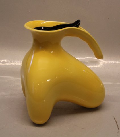 Kongelig Dansk Fajance Yellow pitcher with lid 20 x 20 cm Design Ole Jensen