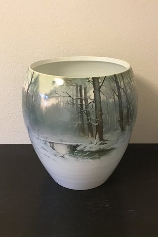 Imperial Porcelain Factory Russisk Meget stor vase/krukke dekoreret med vintermotiv af skov