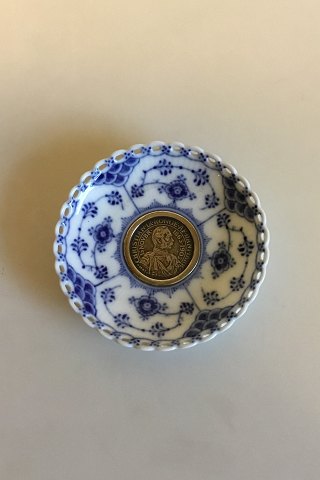 Royal Copenhagen Blue Fluted Full Lace Candle Drip Cup with 2-Crown coin with Christian IX, 1903. No 1009