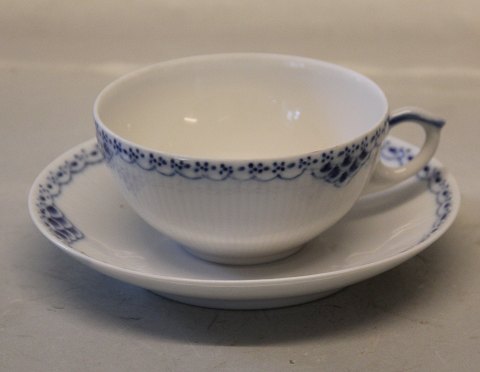 082-081 Tea cup  20 cl and sacuer 14.8 cm  (20 cl) 315 Princess Royal Copenhagen Blue fluted Princess blue