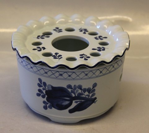 Aluminia Faience Tranquebar 1872-11 Heater 10 x 16 cm