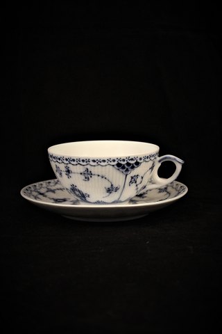 Royal Copenhagen Musselmalet , halvblonde tekop.Kop Dia.:10cm.RC# 1/525.