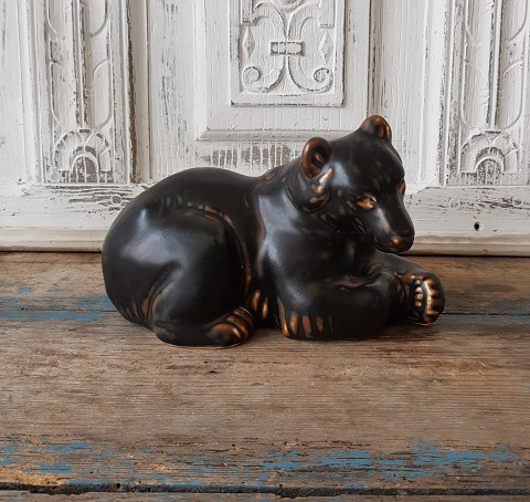 Royal Copenhagen - Brown bear in stoneware by Knud Kyhn no. 21520