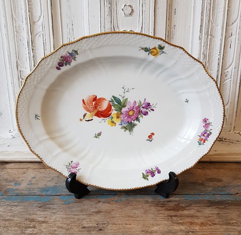 Royal Copenhagen Fuld Saksisk Blomst fad no. 1556 - 36,5 cm.