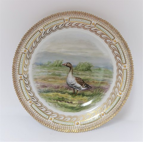 Royal Copenhagen. Fauna Danica. Jagtstel.  Middags tallerken. Model # 240A - 3549. Diameter 25 cm. (1 sortering). Anser albifrons