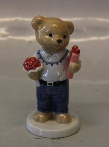B&G Porcelain B&G 2006 Victor with flowers and present 11 cm (1249306) Sheilah Beckett
