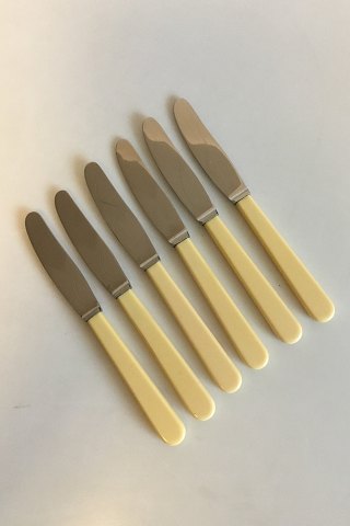 Raadvad Stainless Knifes with Grill blade and bone shaft. 1 set of 6 pcs. Measures 20.5 cm