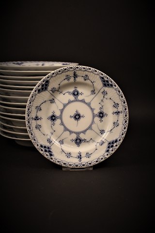 Royal Copenhagen Blue Fluted half-lace bread / dessert plate. Dia.:14cm.RC# 1/576.
