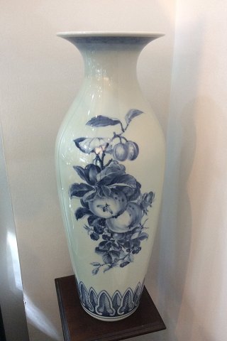 Royal Copenhagen Unique Vase by Oluf Jensen with Flowers, fruit and bees from 1920
