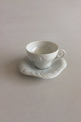 Royal Copenhagen White Triton Tea Cup / Large Coffee Cup and Saucer No 14194 /. 081