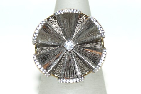 Designers Favorite ring med sten, Sterling sølv.Størrelse 60.
