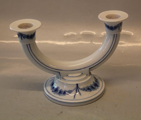 B&G 235 To-armet lysestage 13,5 x 20.5 cm på rund fod 11 cm Blå Empire porcelæn