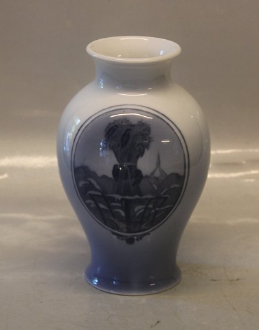 Royal Copenhagen 1927 RC Jul 1927 Christmasvase Corn sheaf 19 cm