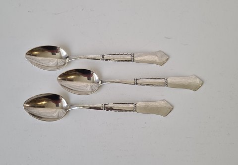 Louise teaspoon in silver 13 cm.