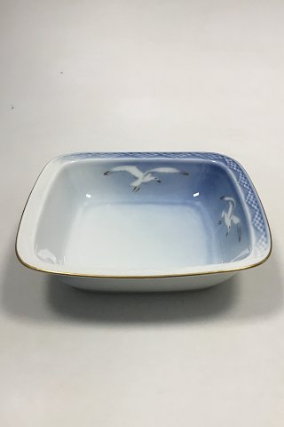 Bing and Grondahl Seagul with Gold Square Potato Bowl No. 576