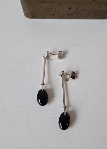 Georg Jensen Dew Drops ørestikker i sølv med onyx