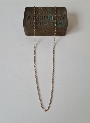 Halskæde i 8 kt guld - 56 cm.