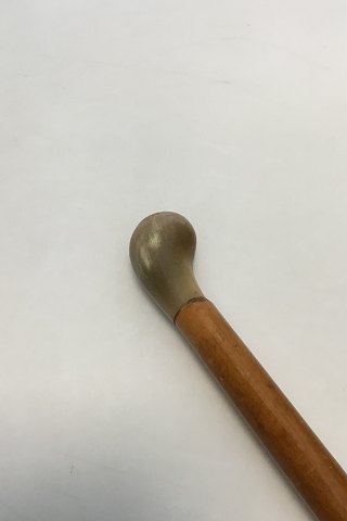 Antique elm wood walking stick with carved head of antler horn. Original ferule of antler horn.
