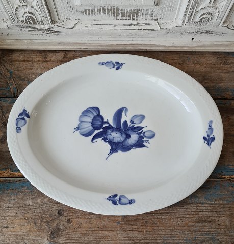 Royal Copenhagen Flettet Blå Blomst fad No. 8018, 2. sort.