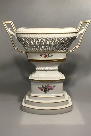 Royal Copenhagen Perlestel / Flora Danica opsats / Vase No 12358