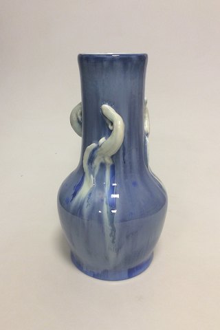 Royal Copenhagen Crystalline vase af Valdemar Engelhardt with 3 Salamander / Newt no B533