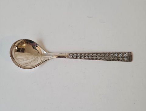 Norsk sukkerske i sølv af Nils Hansen - Oslo Sølv 13,5 cm.