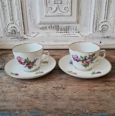 Royal Copenhagen Let Saksisk Blomst kaffekop No. 1870