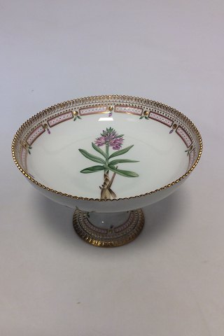 Royal Copenhagen Flora Danica Opsats No. 3588
