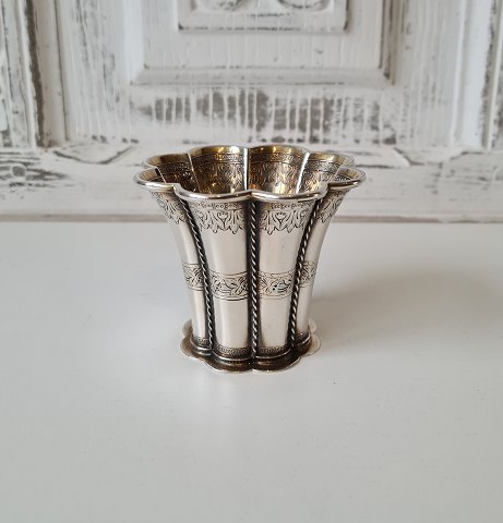 Margrethe bæger i sterlingsølv af Svend Toxværd 6,5 cm.