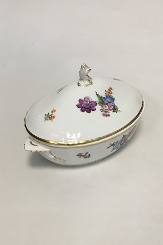 Royal Copenhagen Saksisk Blomst Let Oval lågskål No. 1702