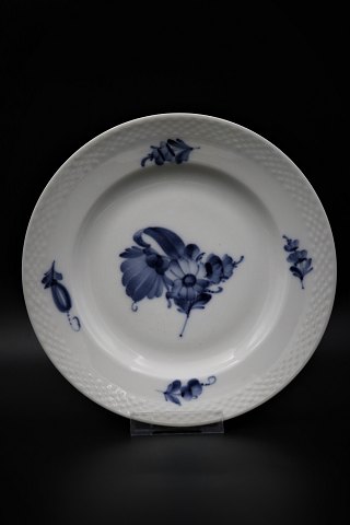 Royal Copenhagen Blue Flower Braided breakfast plate. Dia.:21cm. RC# 8095.