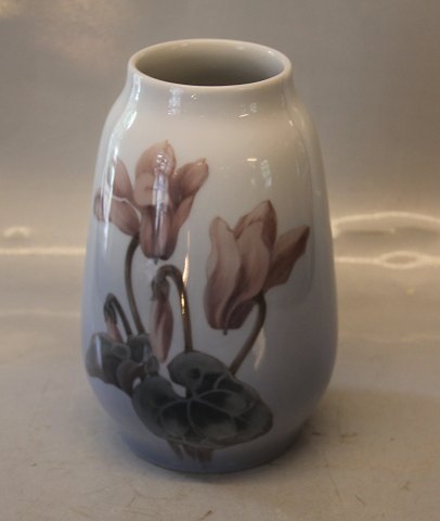 254-1224 RC Vase Blomst 19.5 cm Kongelig Dansk 