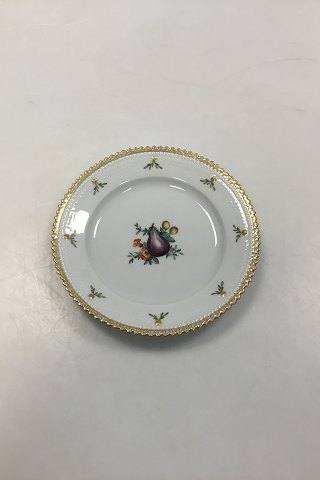 Royal Copenhagen Flora Danica Juliane Marie Kagetallerken No 17/3552