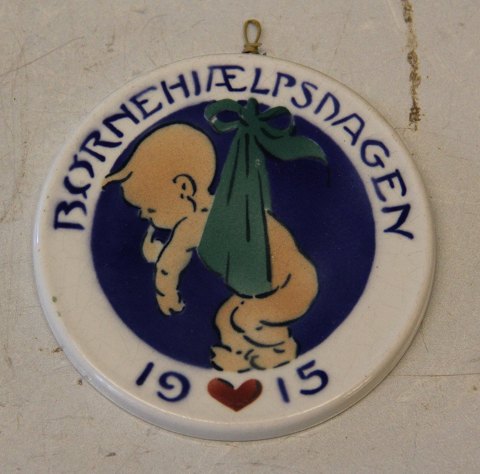 1915 b Baby Louis Moe 8.7 cm Aluminia Royal Copenhagen faience Children Days plates