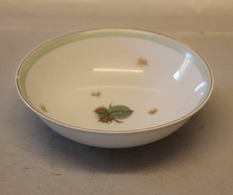 045 Lille rund skål 16 cm (574)Hasselnød Bing & Grøndahl B&G