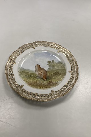 Royal Copenhagen Flora Danica Fugle Frokosttallerken No 20/3554 med gennembrudt kant.