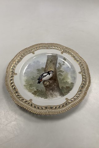 Royal Copenhagen Flora Danica Fugle Frokosttallerken No 20/3554 med gennembrudt kant.