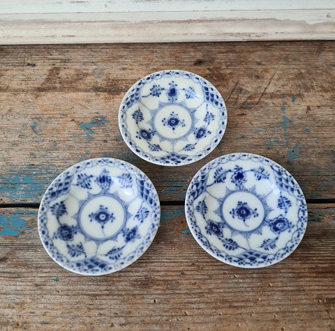 Royal Copenhagen Musselmalet halvblonde smørkop No. 504
