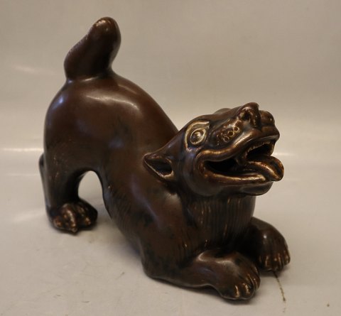 Kongelig Dansk Stentøj Unika Kgl. Stor Vild kat  22 x 25 cm  Johannes Hedegaard 1950 Olivin Glasur